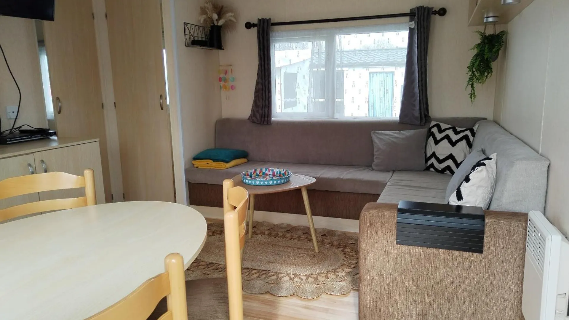 Кемпинг Mobil Home 6 Personnes Au Camping Paradis Du Quinquis Клоар-Карноэ